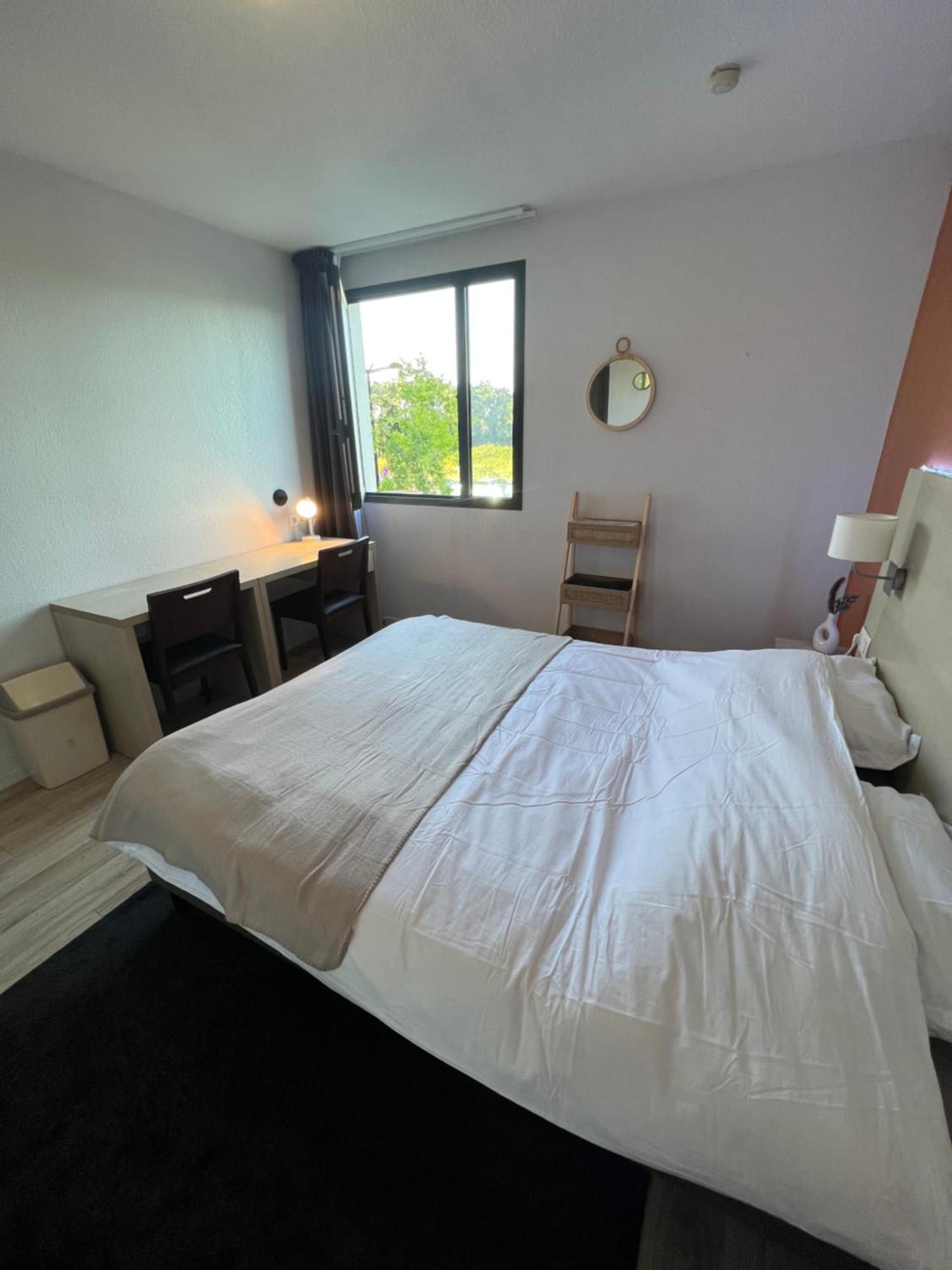 Studio Appart'Hotel Gare Tgv Avec Place Privee Avignon Exterior photo
